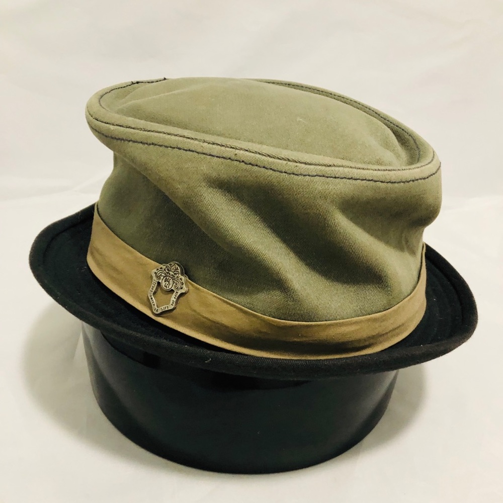 Hat - Picture 3 of 7